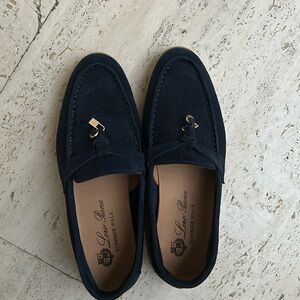 Women loafer